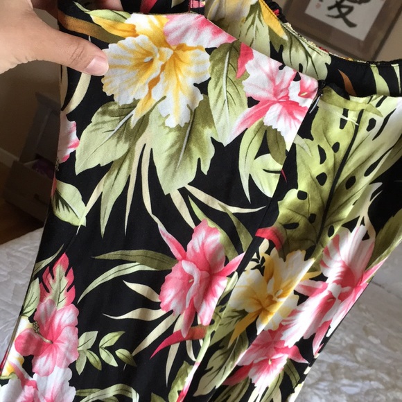 Sundress - Picture 3 of 3